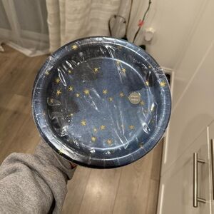 SPRITZ Blue Paper Plates with Yellow Stars